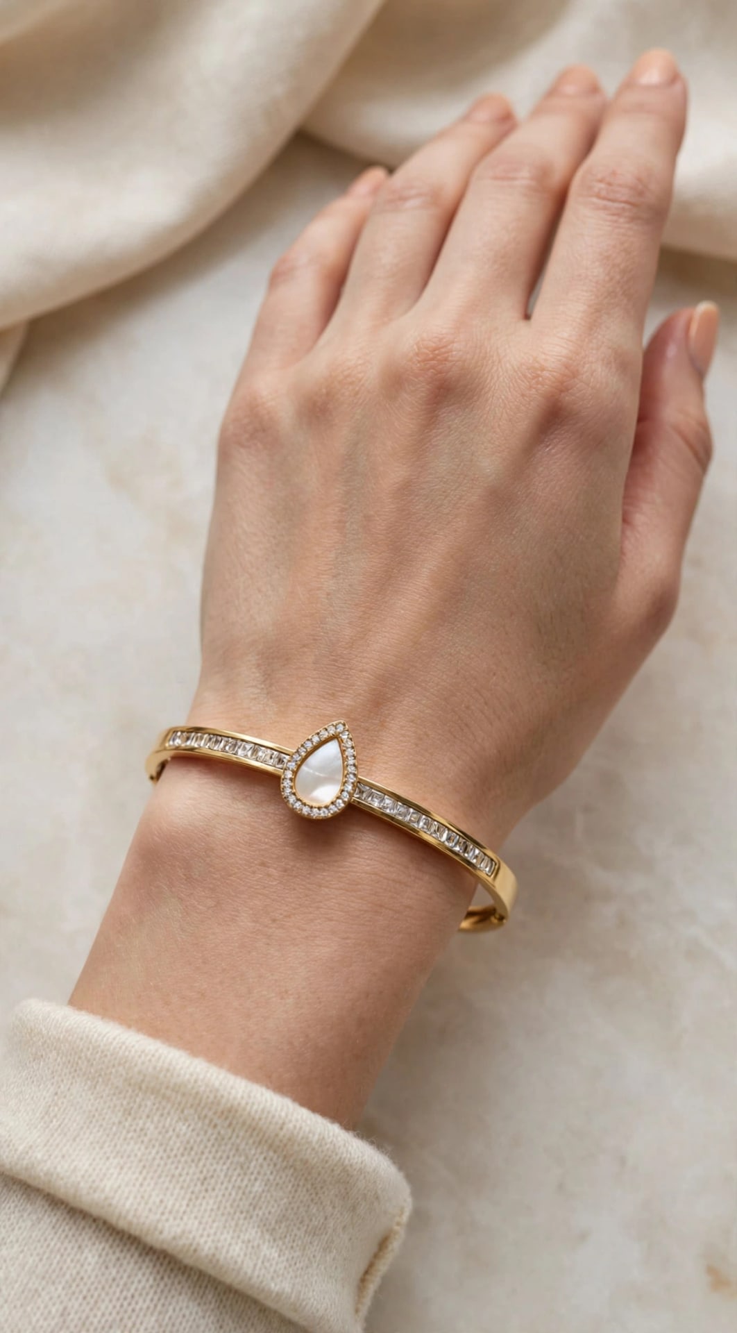 Bracelet 1038 - ENDLESS Fashion Jewellery